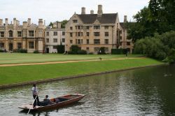dmc england groups and incentives - punting at the river cam in Cambridge